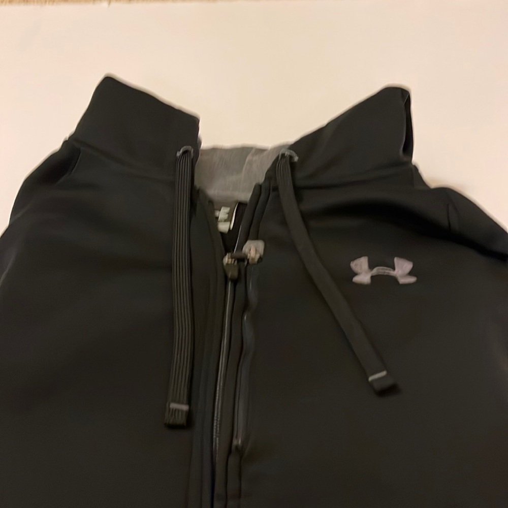 Under armour black zip up hoodie